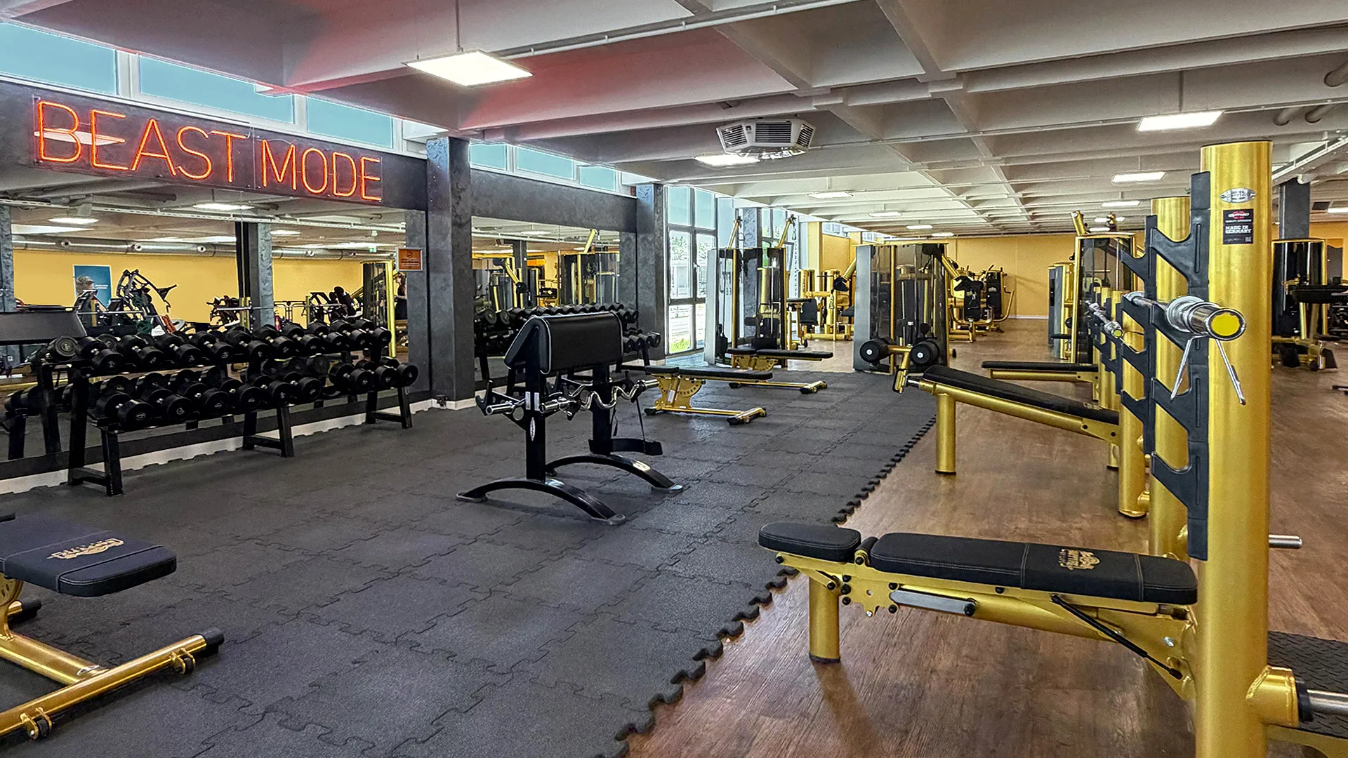 HappyFit Hohenzell Gewerbestraße West